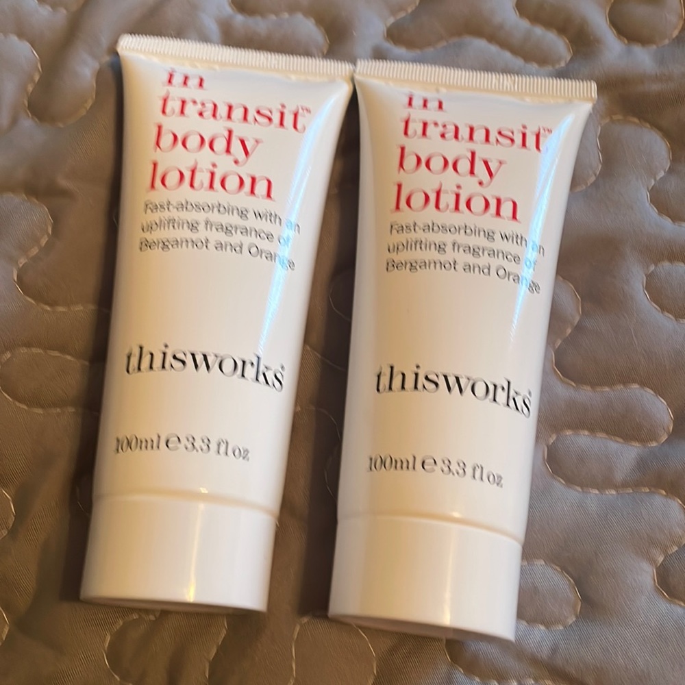 thisworks in transit body lotion